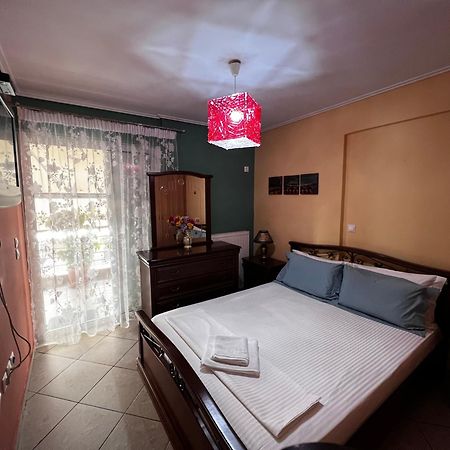 Premium Apartment In Chalkís Esterno foto